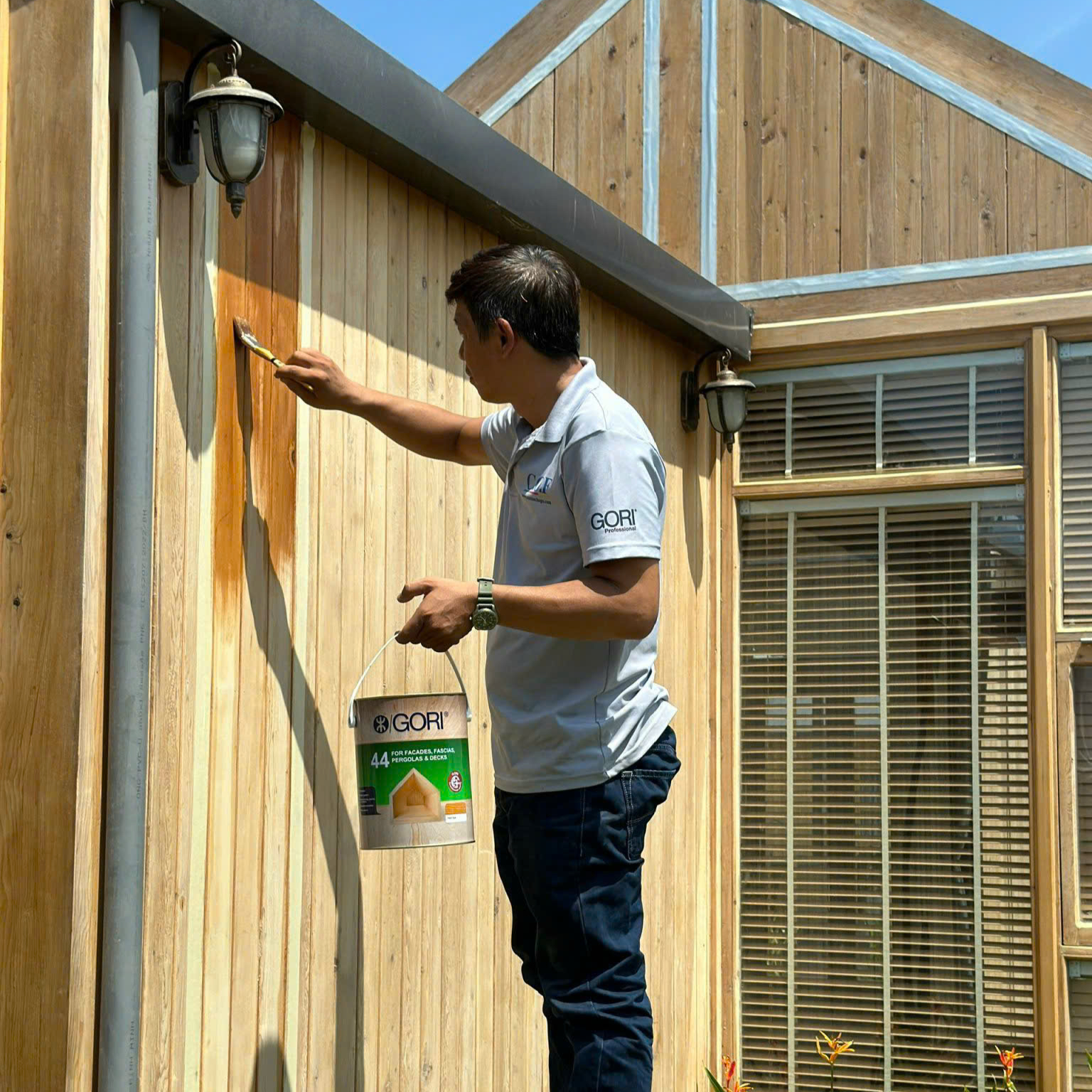 Sơn vách tường gỗ bằng sơn gỗ ngoài trời Gori 44 Facades
